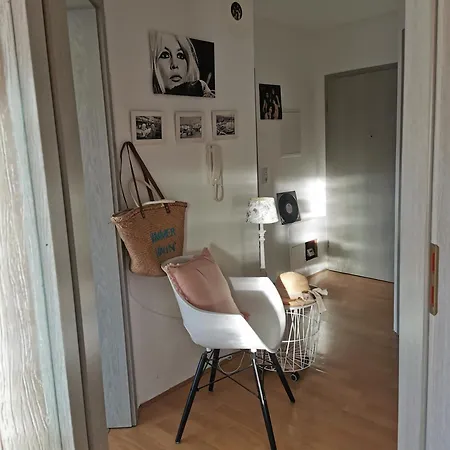 Am Schoenberg 아파트