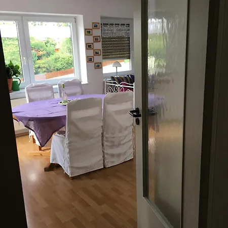 아파트 Am Schoenberg 쇼엔부르크